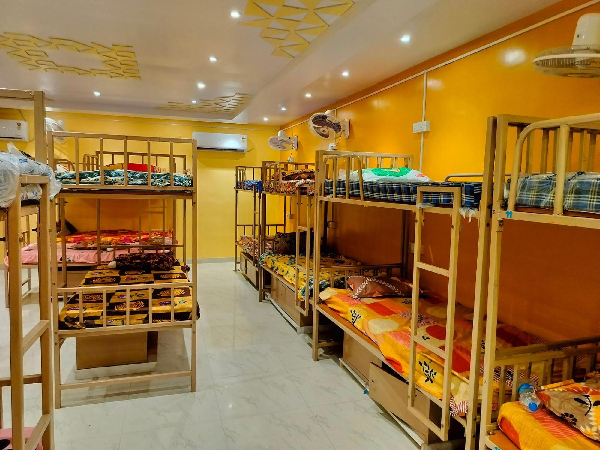 A Pousada Sri Durga Jatri Nibasa Brahmapur Exterior foto